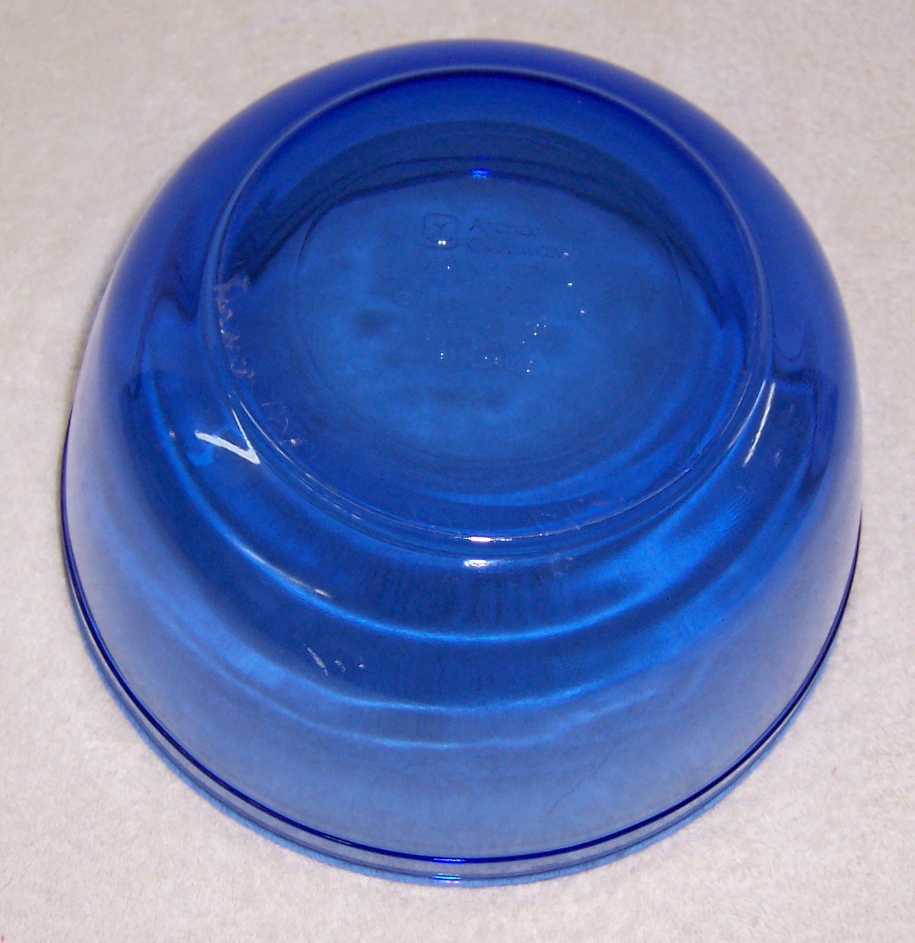  Hocking - 1056 - 1QT Cobalt Blue Glass Mixing Bowl: Home &  Kitchen
